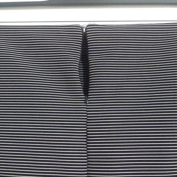 Streetwear Society Skirt - Picture 4 of 6